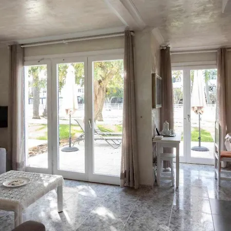 Appartamento Apartamento Los Barqueros Laura *